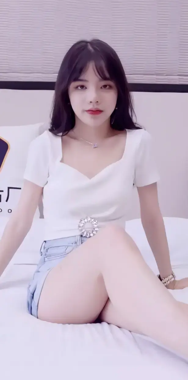 《潘甜甜三部曲》无删减高清全集免费在线看-潘甜甜三部曲HD蓝光画质播放-阿里云盘/迅雷BT种子高速下载链接