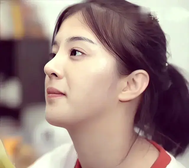 《兄妹蕉谈》全集免费观看-林予曦校园生活成长记高清无删减-兄妹蕉谈4K超清修复在线播放-尽享完整版