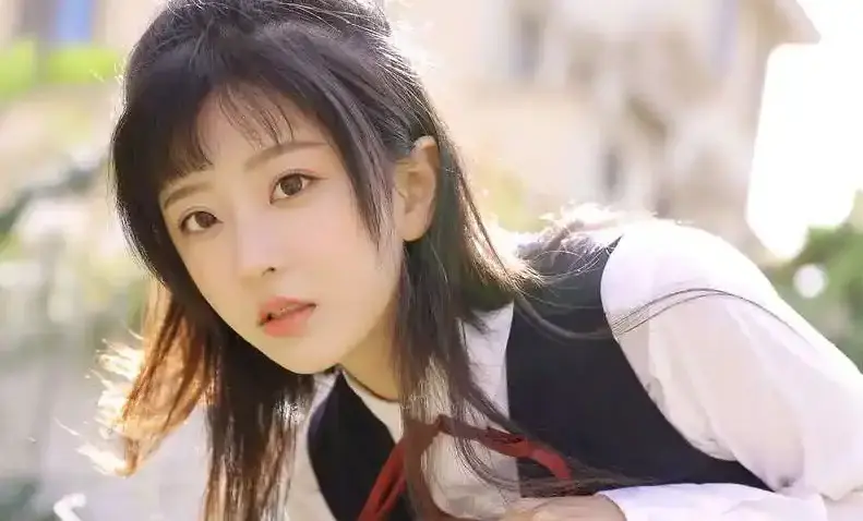 《美丽小蜜桃》1978美国艺术片HD高清完整版-《美丽小蜜桃》无删减在线免费观看-高清1080P无广告播放