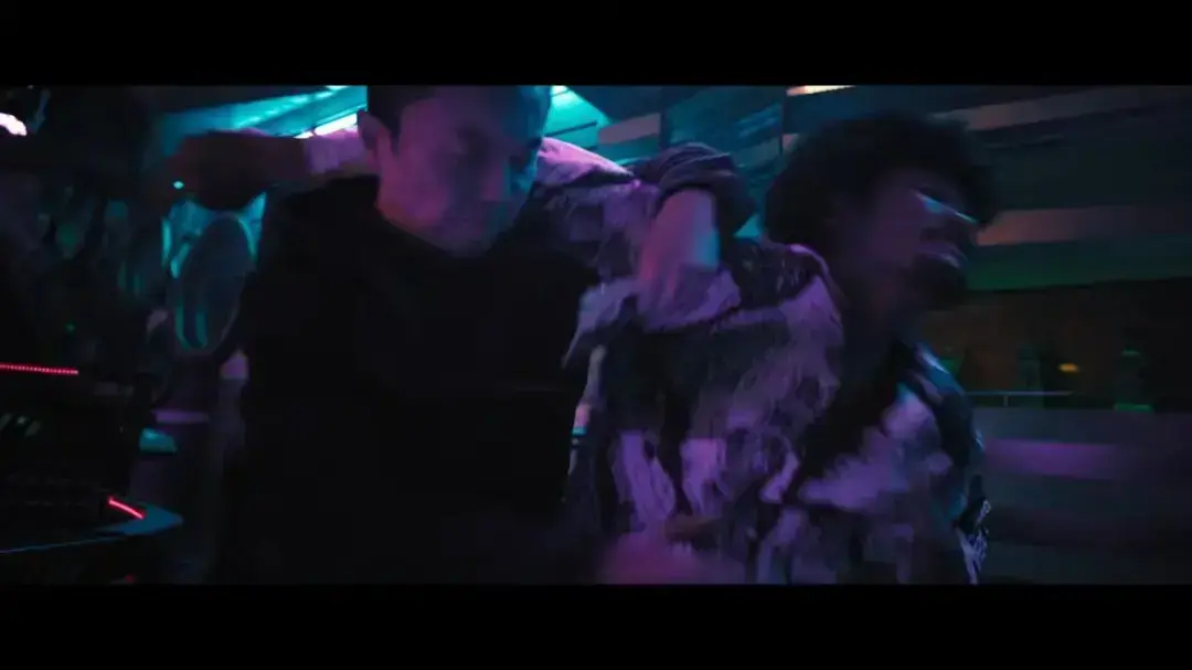 《火遮眼》-谢苗主演孤胆英雄动作片 HD1080P中字未删减版 -《火遮眼》无广告高清画质在线观看 - 全集免费播放阿里云盘下载