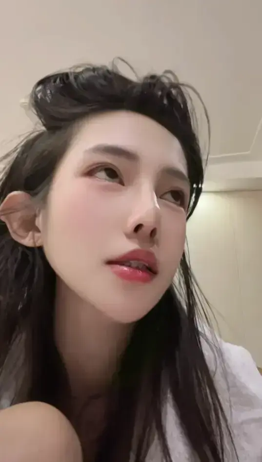 《七七大魔王》1080P超清画质免费观看-东北网红七七大魔王vlog全集-高清完整版在线播放