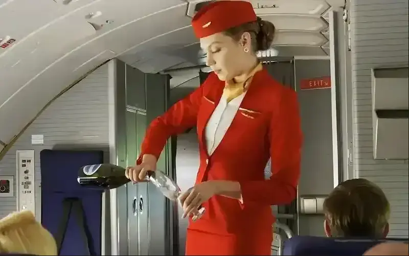 《法国航空》法国经典电影完整版-《法国航空》HD高清画质免费播放-无广告在线观看入口